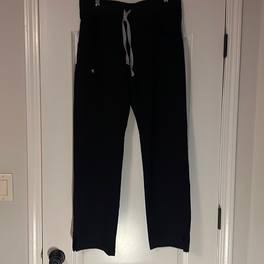 FIGS Technical Collection Pants Size M